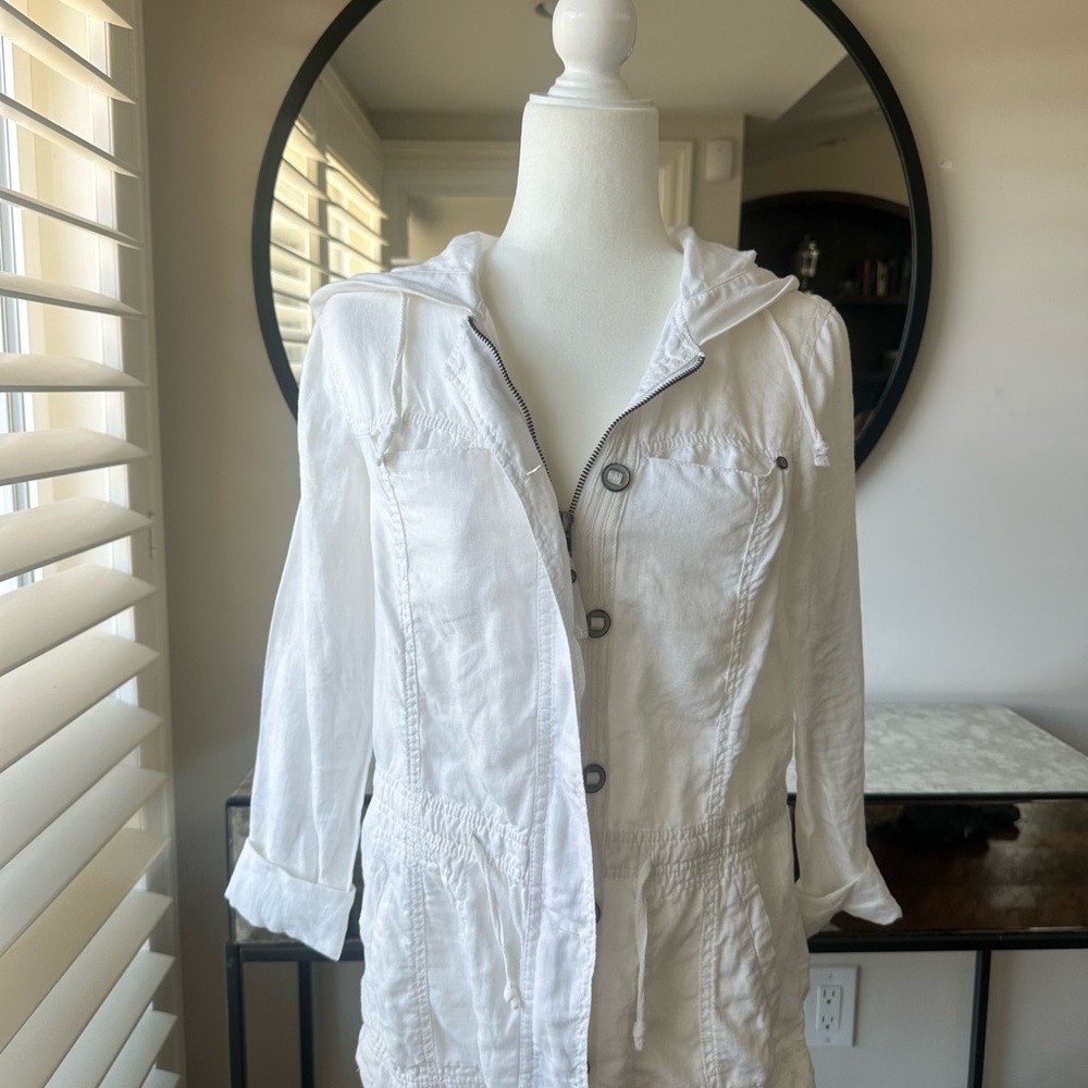 Michael Kors White Linen Jacket with drawstring waist and hood - Picture 1 of 3